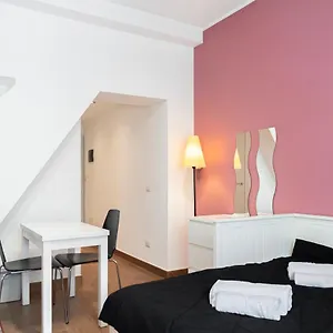  Appartamento Accogliente Monolocale In Porta Romana Italia